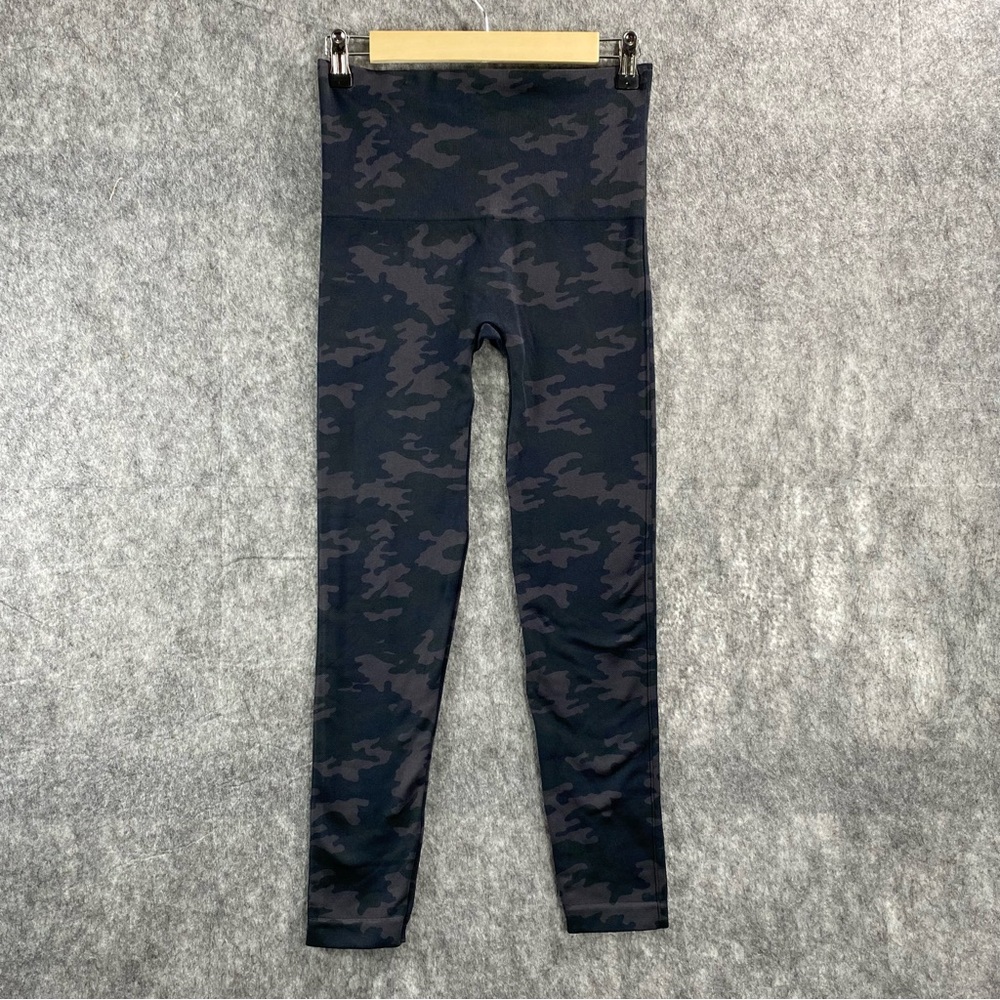 SPANX‎ Womens Black/Gray Camouflage Leggings Size LG